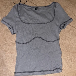 Topp - Använd en gång. Perfekt skick