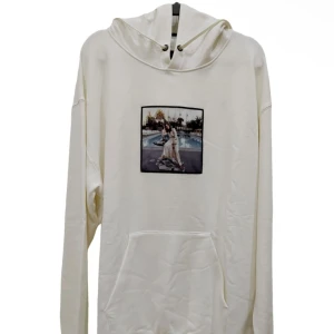Limitaton hoodie  - Helt ny Limitato hoodie i storlek XL Pris: 1399kr
