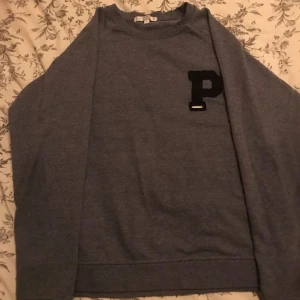 Hoodie  - En fet hoodie av paños emporio.