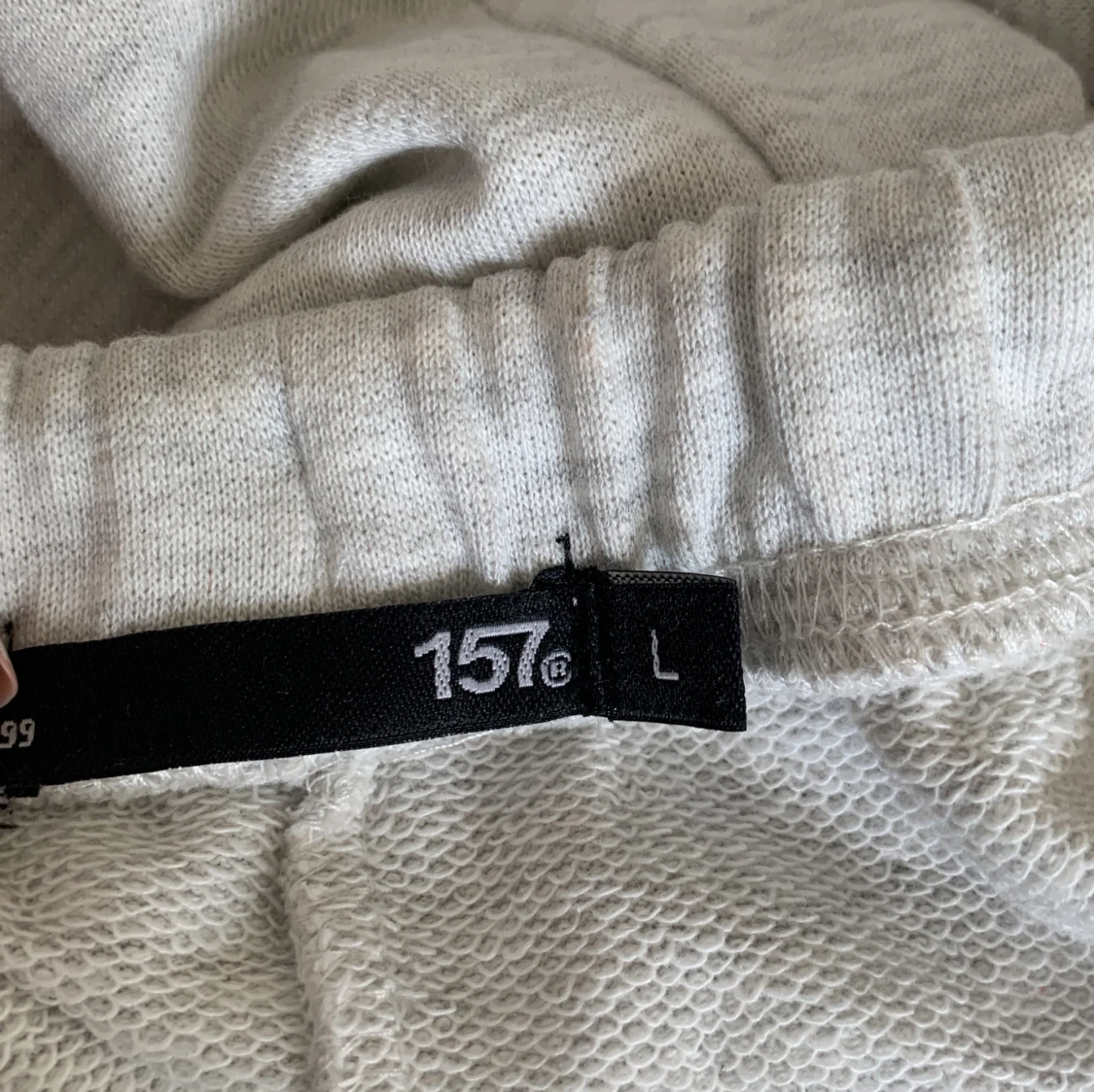 Ljusgrå mjukisbyxor från 157 - 92