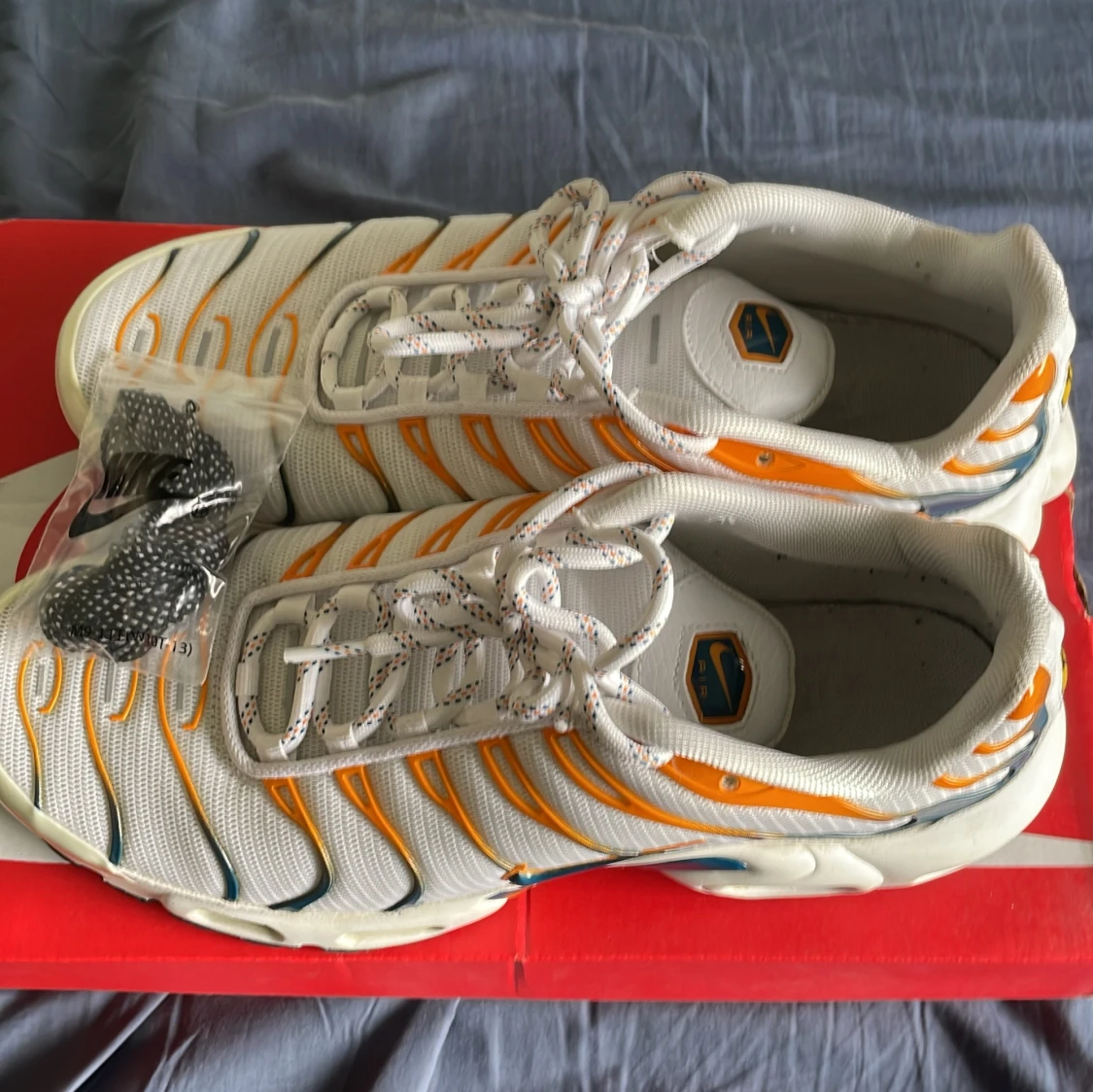 NIKE TN Vit/Gul/Blå