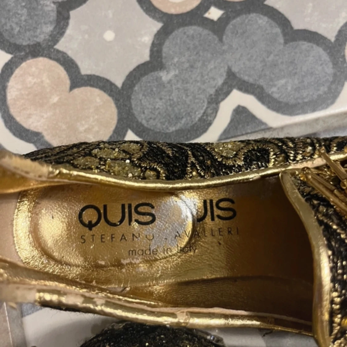 Quis Quis finskor  - 91