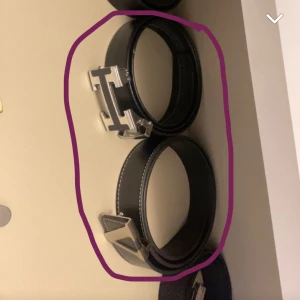 Två riktigt stiliga skärp - Inte använda, riktigt stiliga skärp, 100 för varje, så båda för 200 och 1 för 100!