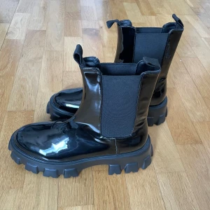 Boots från Nelly - Aldrig använda, storlek 39🫶🏻
