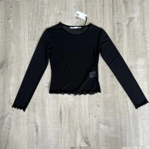 Meshtopp stl S - Svart meshtopp stl S. Aldrig använd 