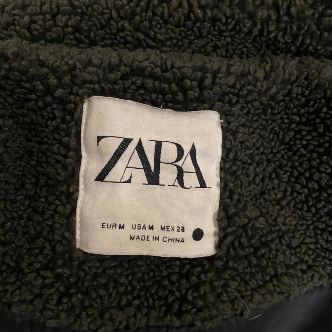 Zara fluffig jacka  - 93