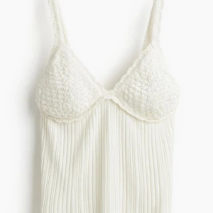 Virkat linne h&m - Intressekoll på mitt vita slutsålda linne från h&m