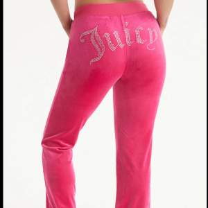 Säljer rosa juicy couture pants i mycket gott skick 