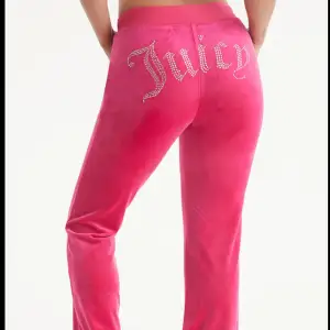 Säljer rosa juicy couture pants i mycket gott skick 