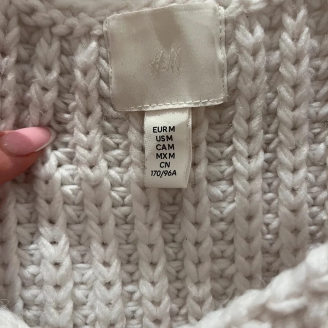 Vitt stickad tröja  - 91