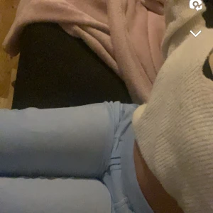 Juciy  - Säljer ett par fina juciy i xss har tröttnat på färgen möts i Eskilstuna kom privat för med bilder 