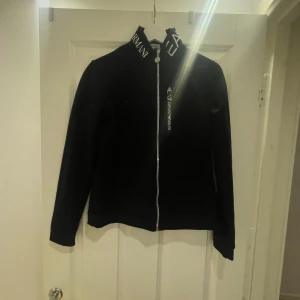 Armani kofta - Svart