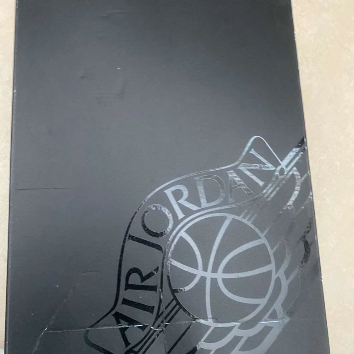 Air JORDAN 1 MID BLACK/METALLIC GOLD-WHITE