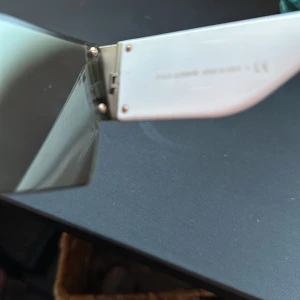 Solglasögon DG - Stiliga , sportiga , sköna solglasögon DG  900kr