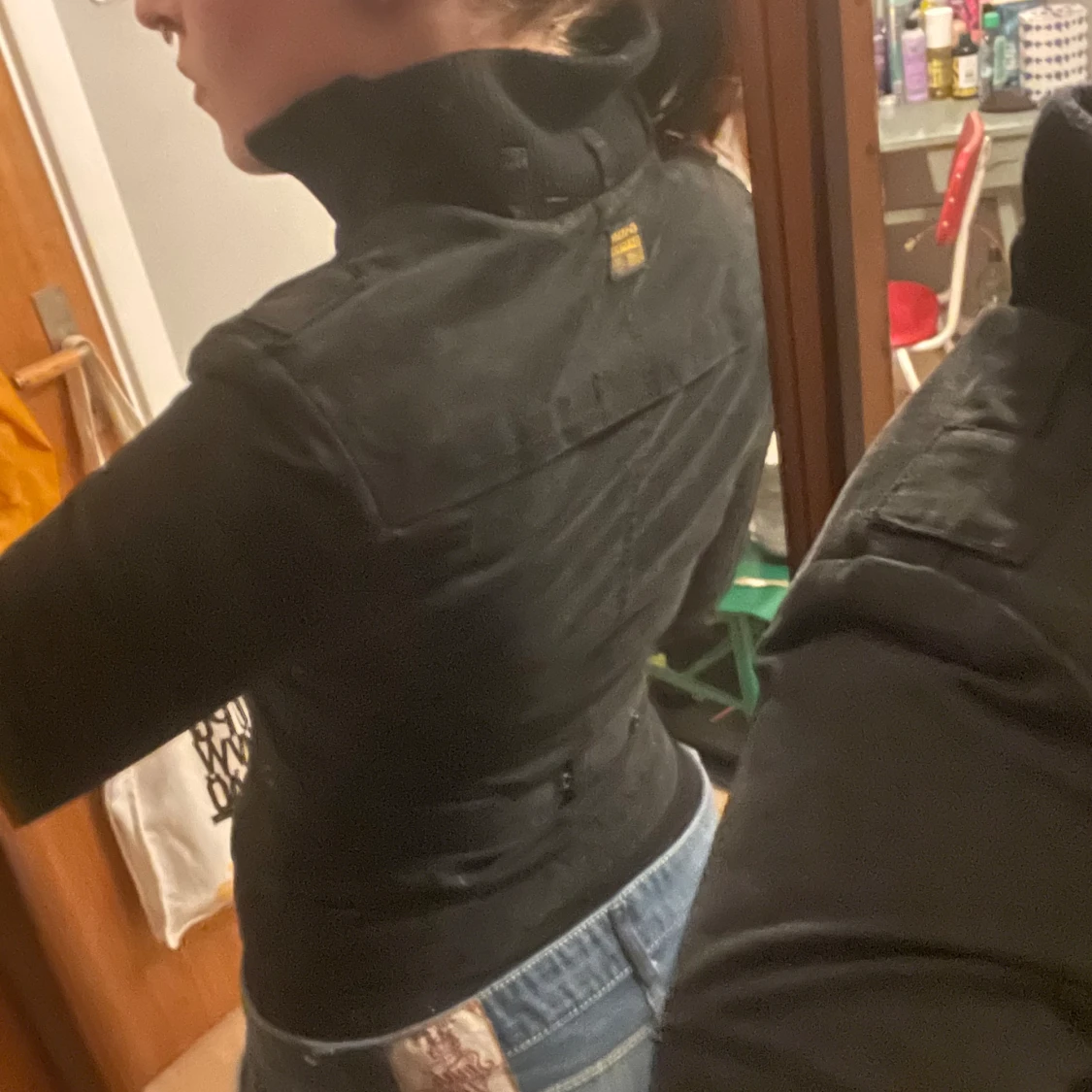 Snygg tight svart jacka - 90