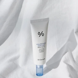 Solkräm - Dr.Ceuracle - Hyal Reyouth Moist Sun 💙 Ny i förpackning. 