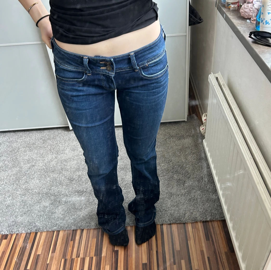 Lågmidjade bootcut jeans