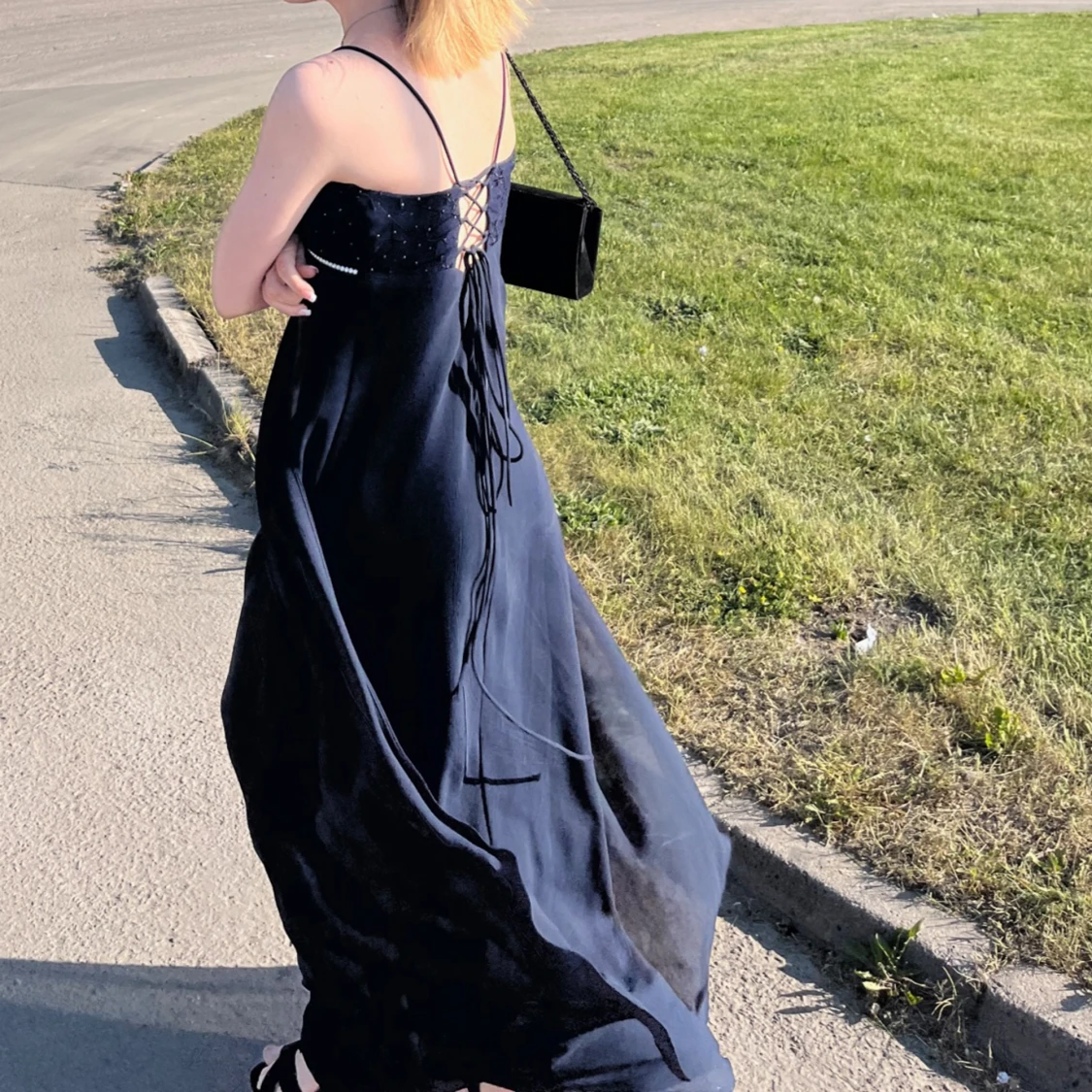 Marinblå balllänning  - 90