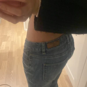 Vero Moda Jeans de är för stora för mig  - Skriv till mig om ni vill ha mer bilder och information 