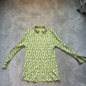 Zara tröja  - Eftertraktad och slutsåld - M 