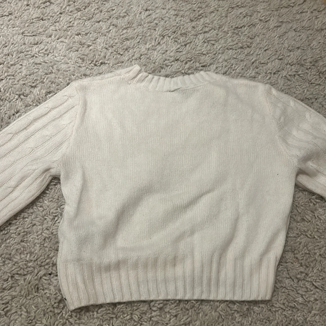 Stickad ny tröja - 90
