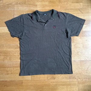 80 tals stussy pike - Jättefin gammal lite nopprig stussy pike:) Storlek L