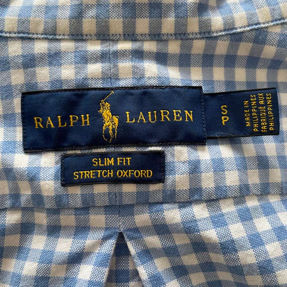 Mönstrad Ralph Lauren skjorta i bra skick. Storlek S(slim fit).. Skjortor.