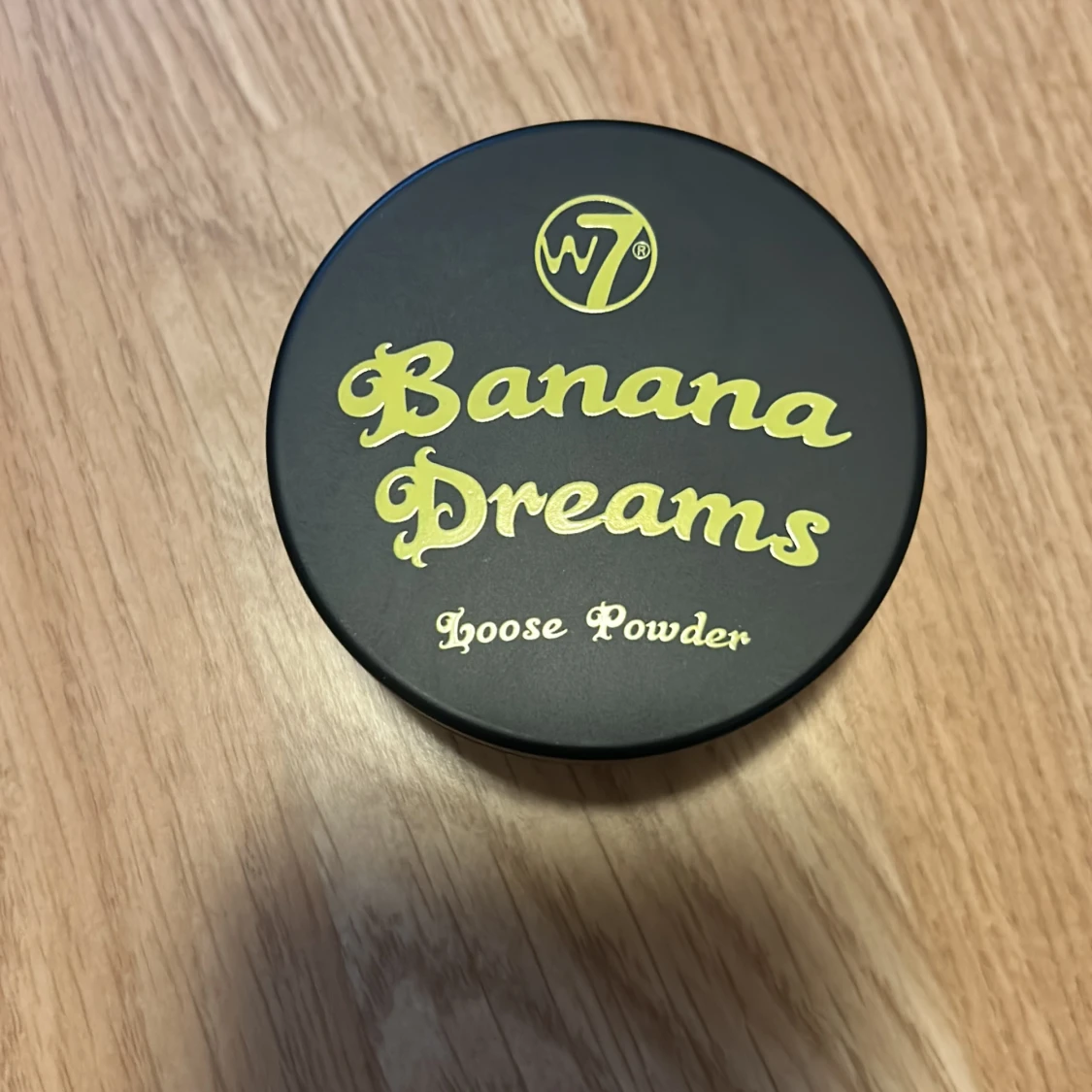 Banana face setting powder.  - 2