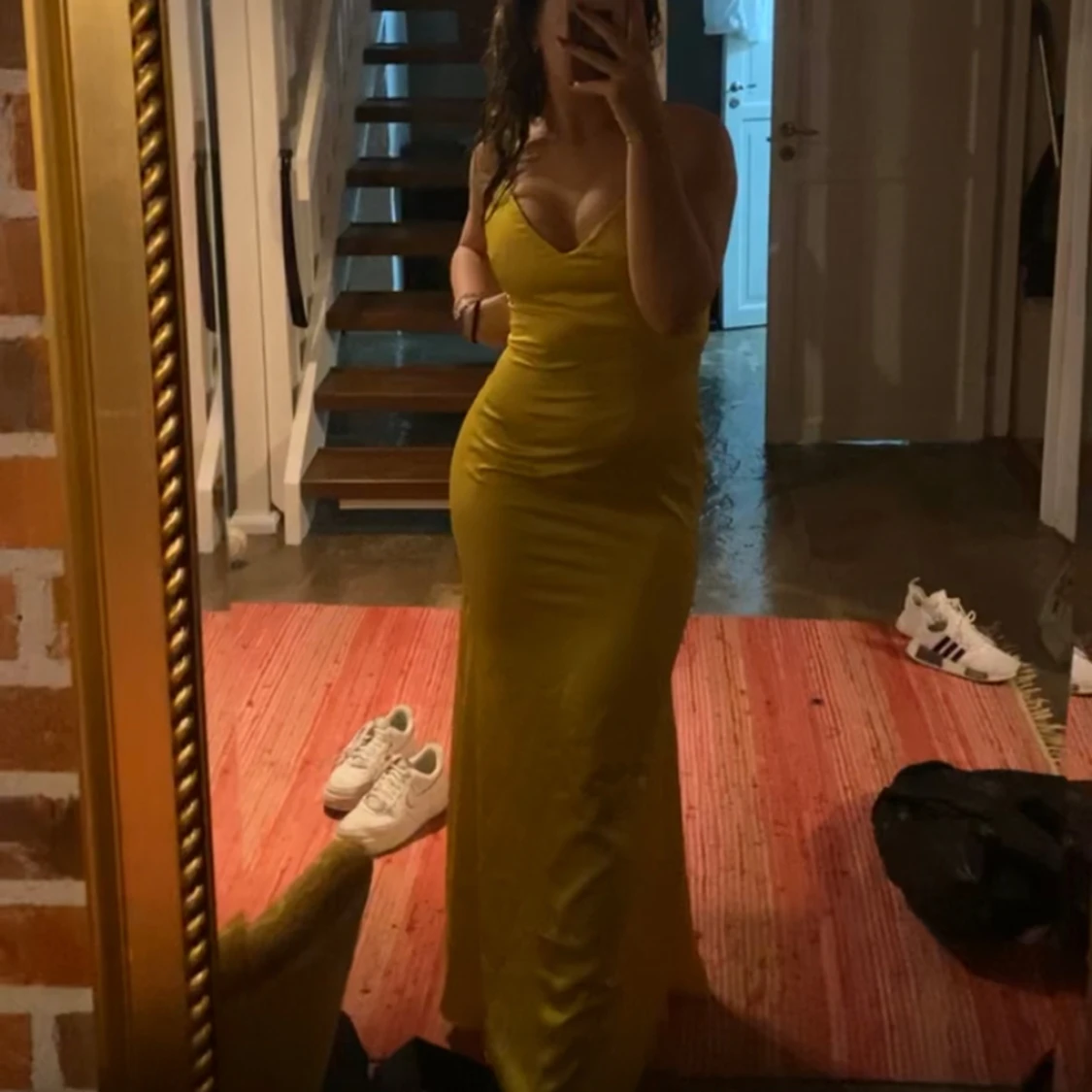 Gul/guldig balklänning  - 91