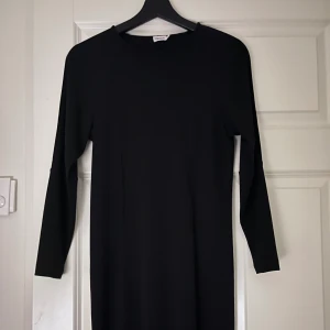 Filippa K basis klänning - Xs, aldrig använd. Nypris ca 1700kr  
