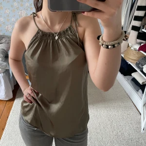 Hm topp - Fin fest topp från hm