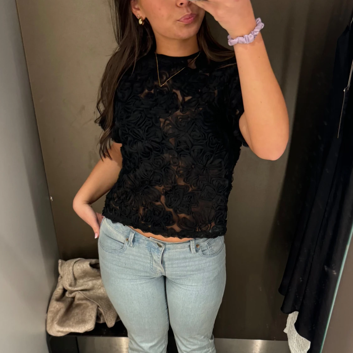 Topp med detaljer - 90