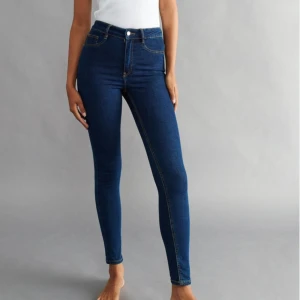 Skinny jeans - Skinny jeans från Gina som inte används längre, fint skick. 