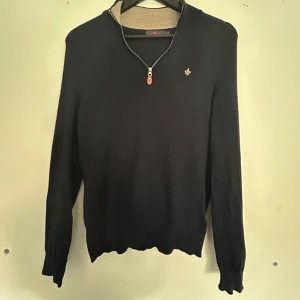 Morris - 100% Merino wool half zip Morris tröja i utmärkt skick, storlek är xs , köpt in för 1800kr på Nk!