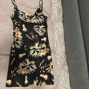 Klänning med fall - Aldrig använd, köpt i Turkiet. Storlek XS/S.