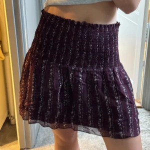 Kjol - Så söt kjol. Bra skick