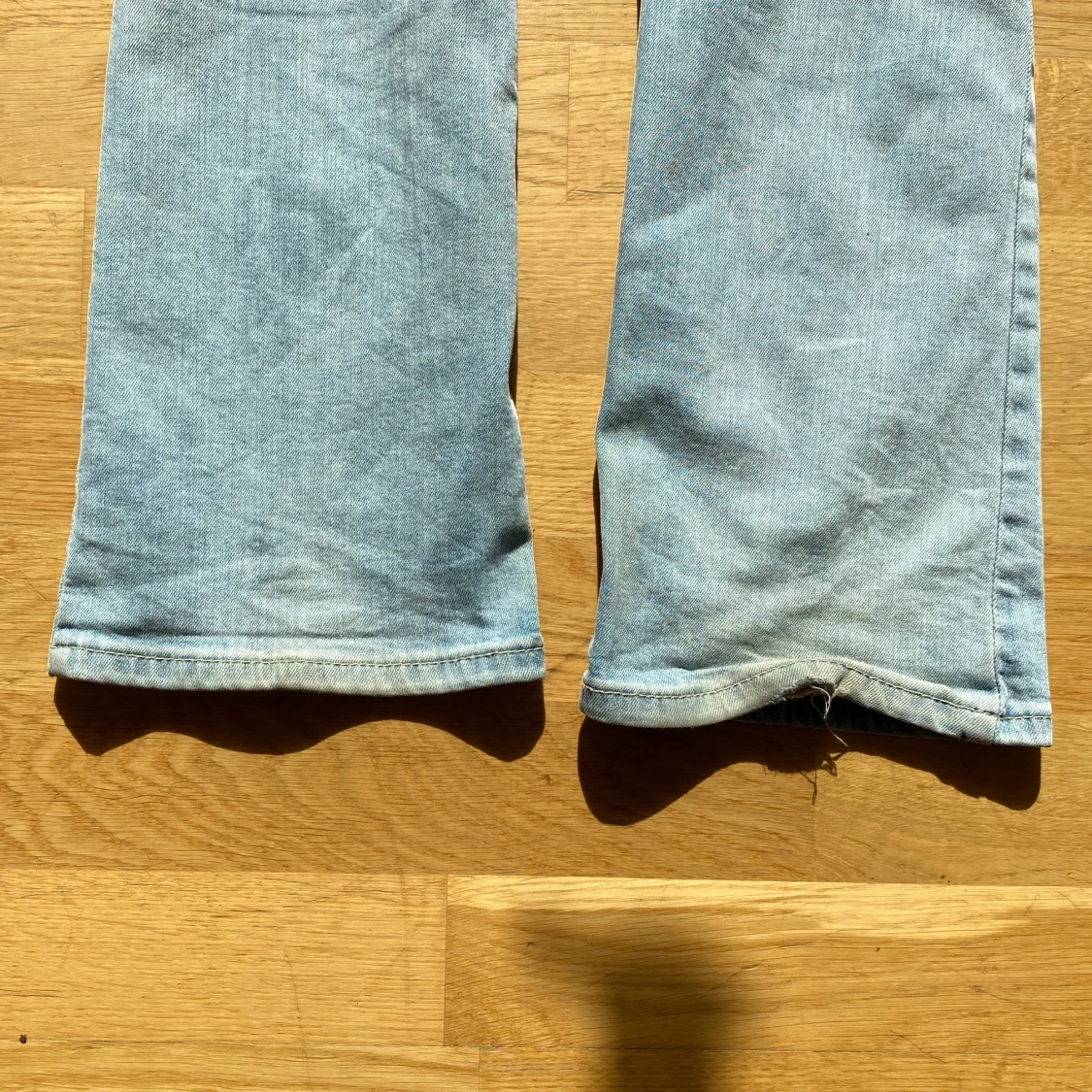 Lågmidjade Levis bootcut jeans - 92