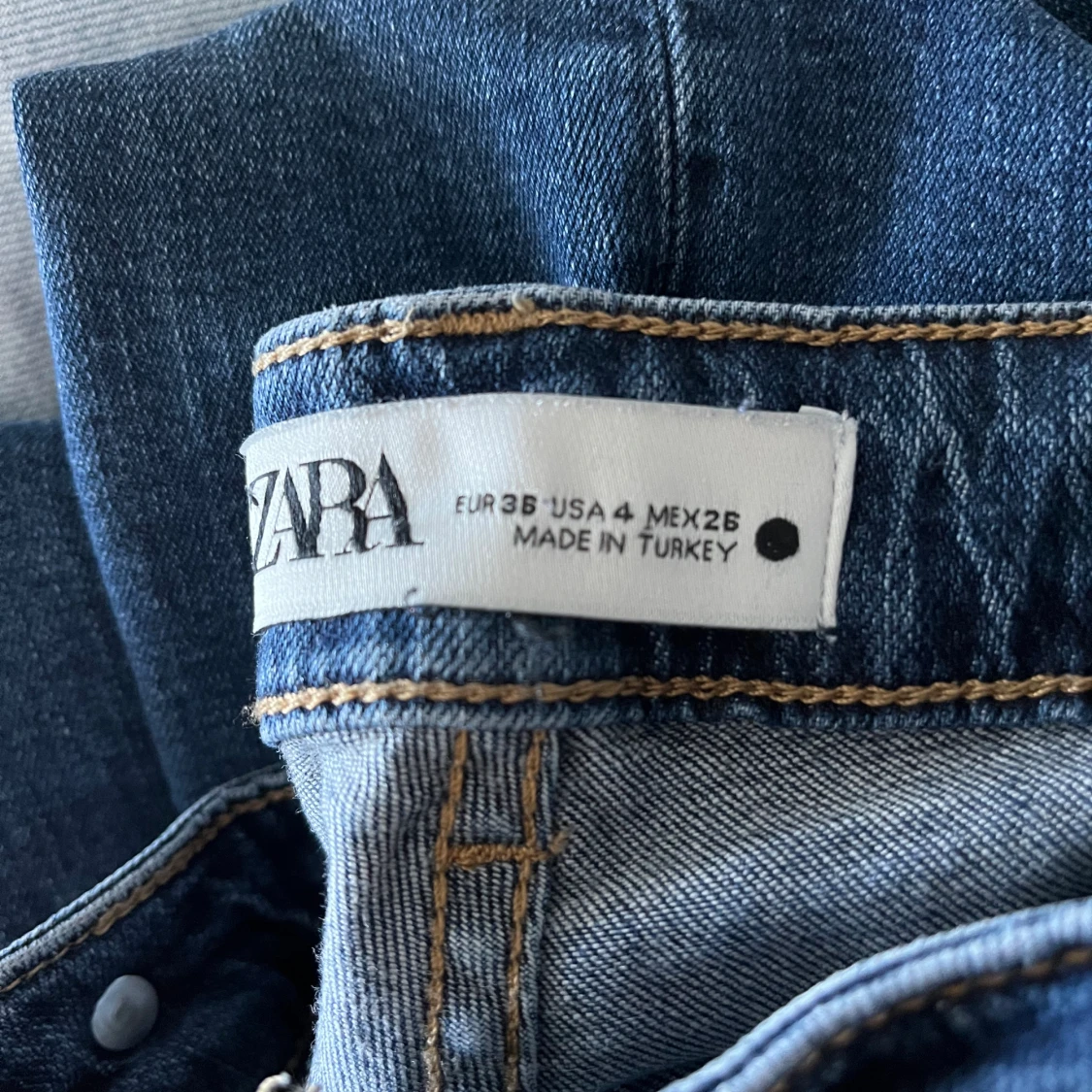 Zara jeans  - 90