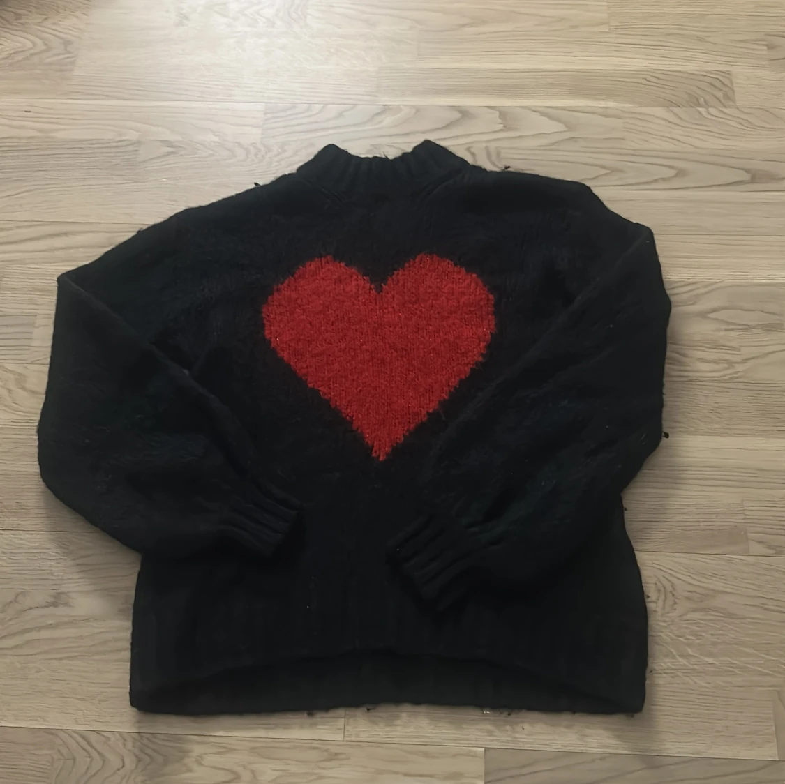 Mysig stickad tröja❣️