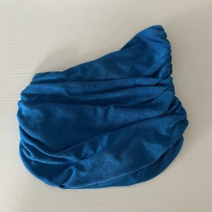 Topp  - Mycket fin topp, använd men i mycket fint skick! 