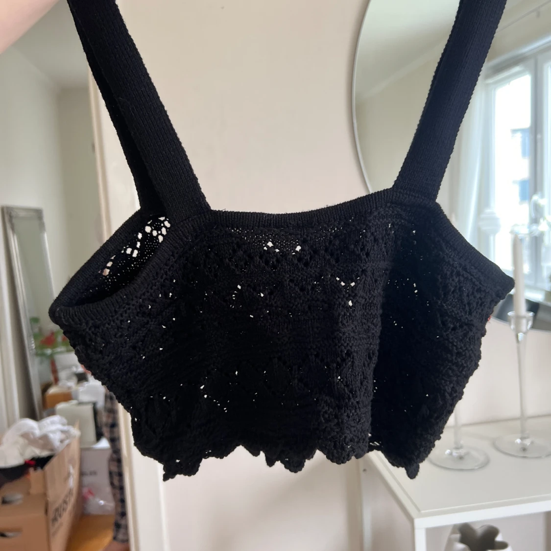 Svart virkad topp - 93