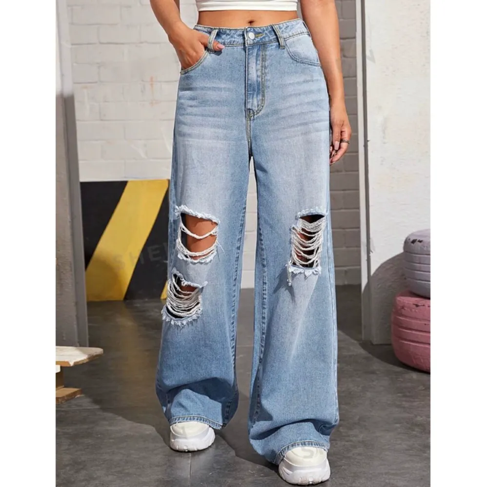 Slitna boyfriend jeans. Jeans & Byxor.