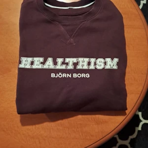 Björn borg - Bra skick. Den är 1 år gammal köpte den på hede fashion outlet