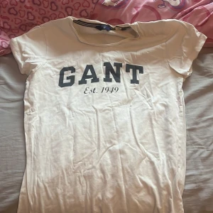 Gant t-shirt  - Aldrig använt 
