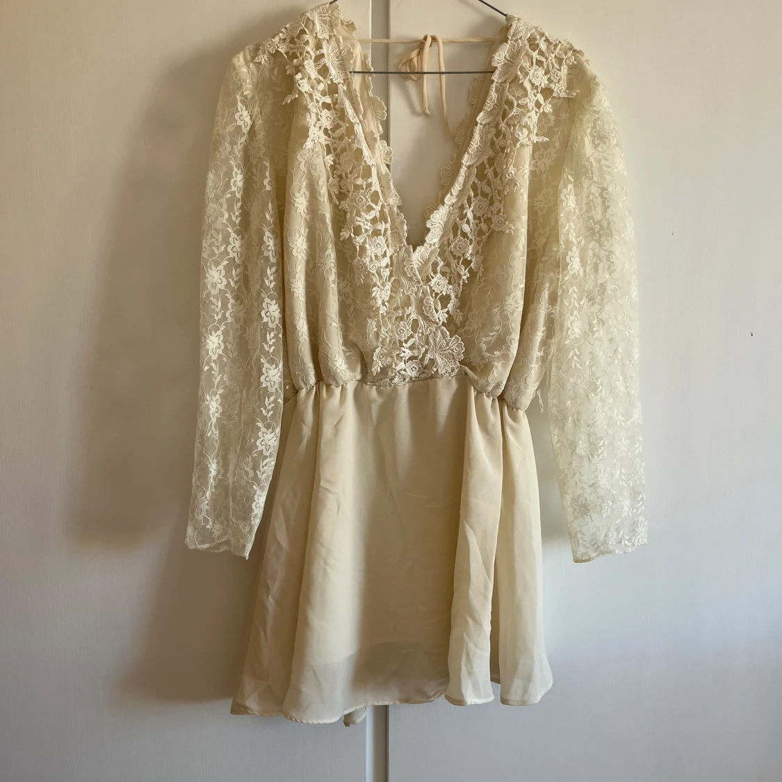 Studentklänning med spets