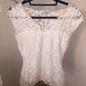 Spets topp M - Fint skick 