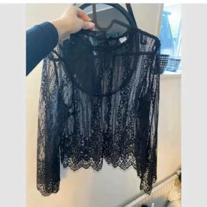 Spetstopp - Spetstopp från H&M storlek 34