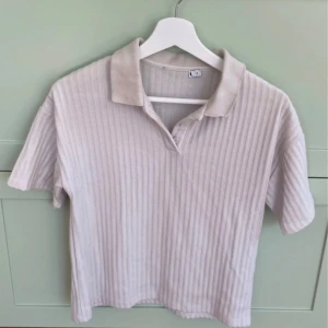 Söt tshirt - Så söt tshirt, perfekt till skola eller jobb 💕