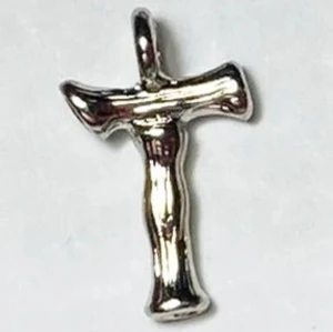 Bokstav T hänge - Nickelfritt Höjd ca 1,5 cm  Rök- och djurfritt hem