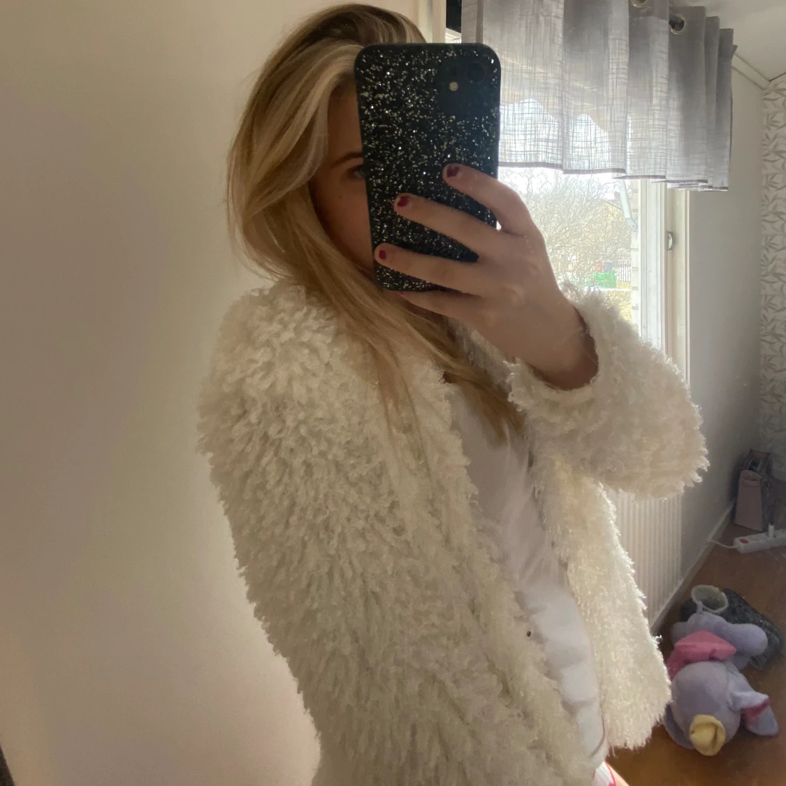 vit fluff jacka💖🐩🫧💕 - 90